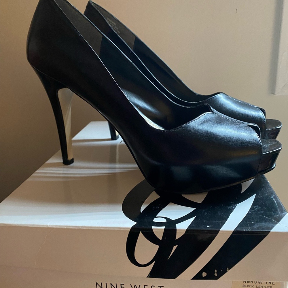 Nine West Black Peep Toe Heels